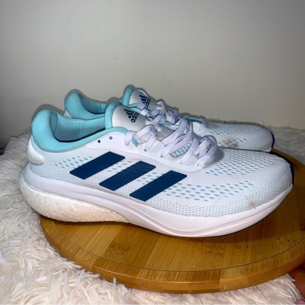 adidas Supernova Running Shoes Women’s Sz 11 White/Wonder Steel/Almost Blue